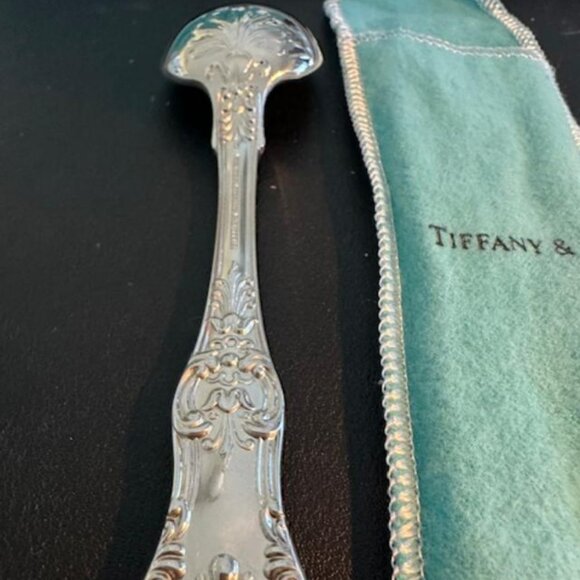 Tiffany English King Sterli Silvr SPOON (new) - Picture 3 of 5